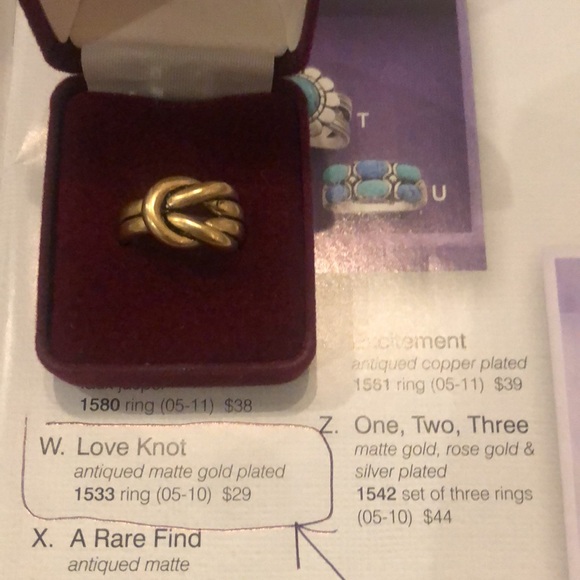 Premier Design Love Knot Ring - Picture 5 of 7